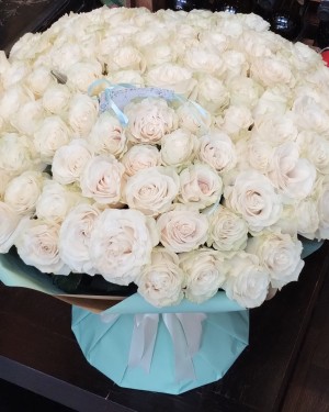 Buchet trandafiri albi -101 SnowFlake