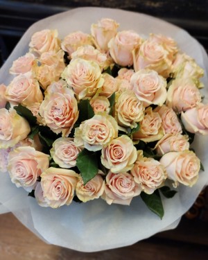 Buchet trandafiri Light Pink