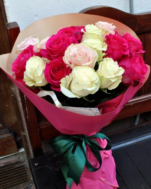 Buchet trandafiri Marshmallow Buchet trandafiri Marshmallow