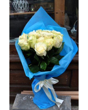 Buchet Trandafiri Snow White